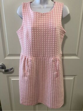 Tyler Boe Pink and White Houndstooth Sleeveless Dress w Pockets
